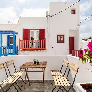 Elenitas In Mykonos Town